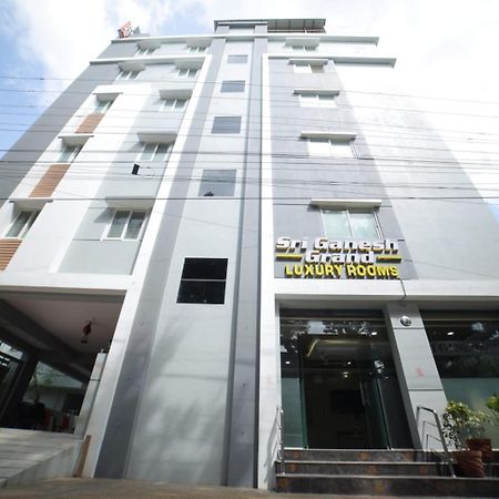Sri Ganesh Grand Hotel Tirupati Exterior photo