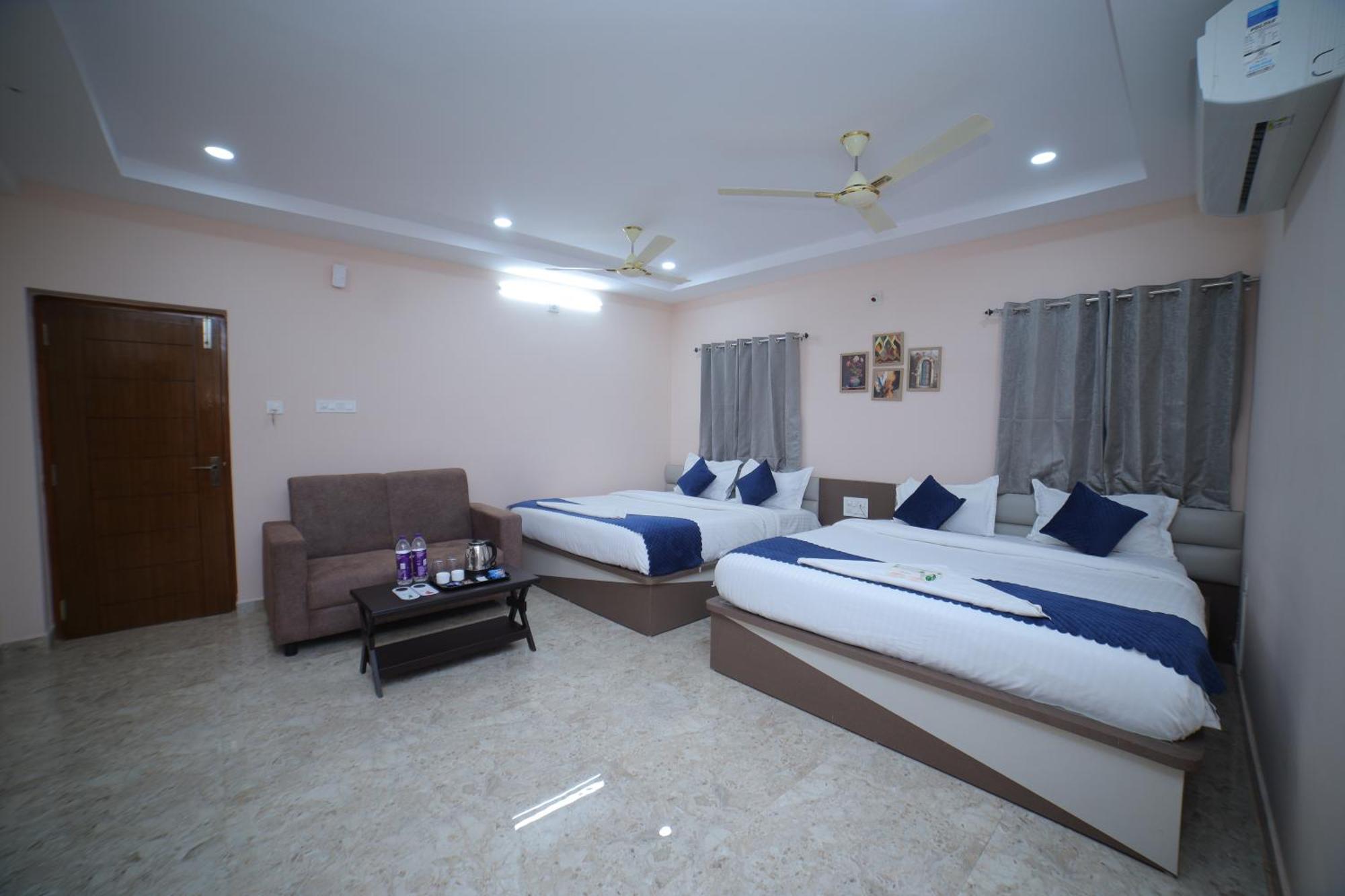 Sri Ganesh Grand Hotel Tirupati Exterior photo